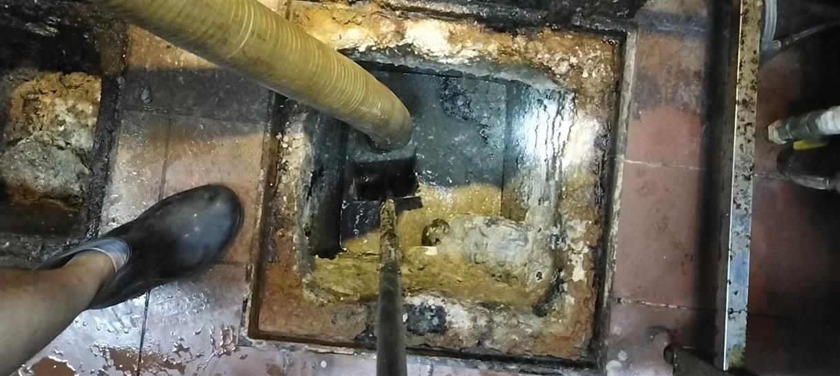 苏州污水池清理一般都有毒气，怎么预防中毒呢？